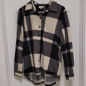 Betsey's Boutique Buffalo Plaid Shacket In Black